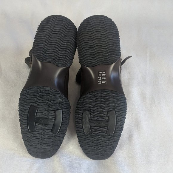 HOGAN Brown Leather Two Tone Ankle Boots with Shearling Lining and Gold Buckles - Picture 9 of 10